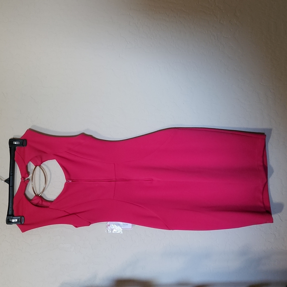 Dress - Picture 3 of 3